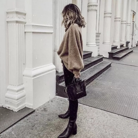 ARITZIA Babaton Adichi Sweater - Picture 3 of 6